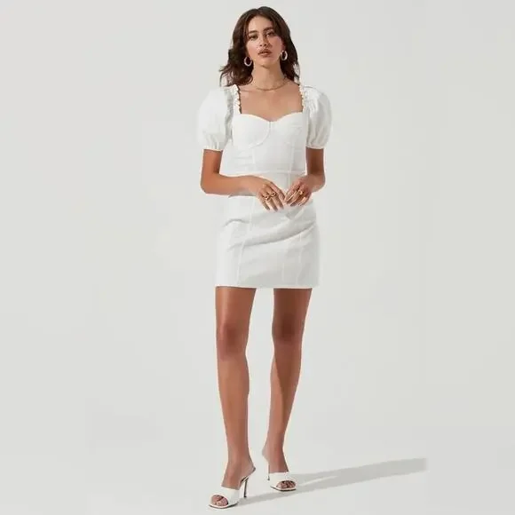 ASTR The Label Skylar Puff Sleeve Mini Dress Small NWT - Picture 4 of 4